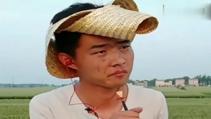 一把唢呐,独奏《王三要饭》感动心扉,很值得一听!