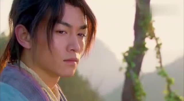 神雕侠侣:雕兄每天喂杨过吃蛇胆,不料杨过一出洞口全是巨蛇!