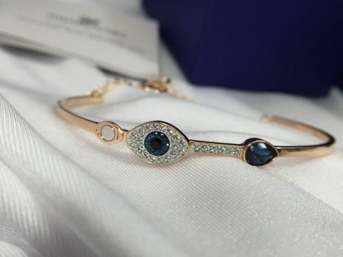 施华洛世奇手镯恶魔之眼还会掉色,而且断了,是