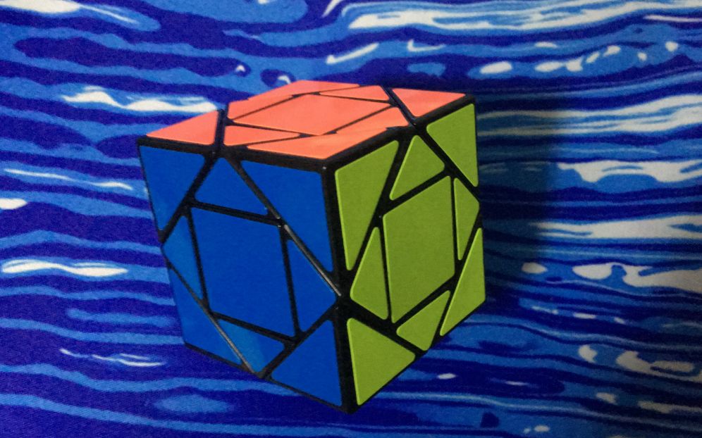 潘多拉魔方~漂亮的外表,当尖角刺痛手指时才明白为何如此命名!