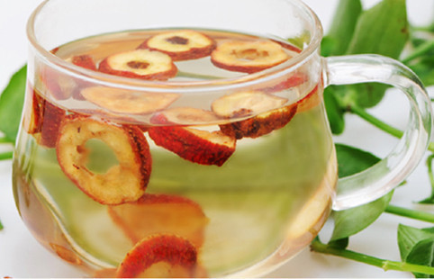 山楂和绿茶泡水有什么作用