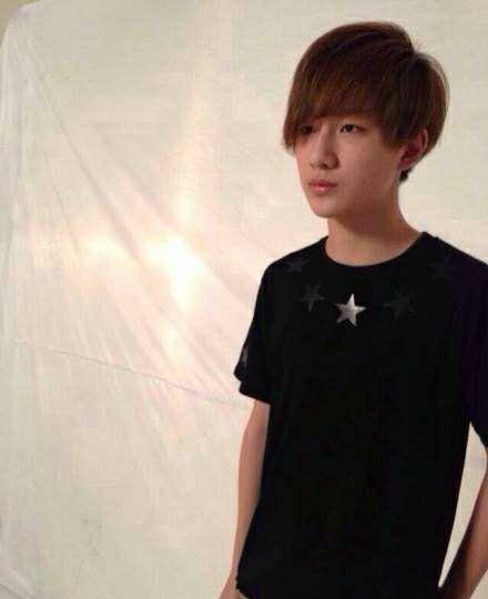 变形记王晨正后的一期是什么?是三个人的,有个叫李宏毅,求照片,资料