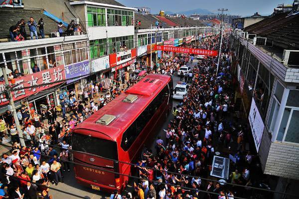 毛坦中学首次在上海招生,这说明了什么?