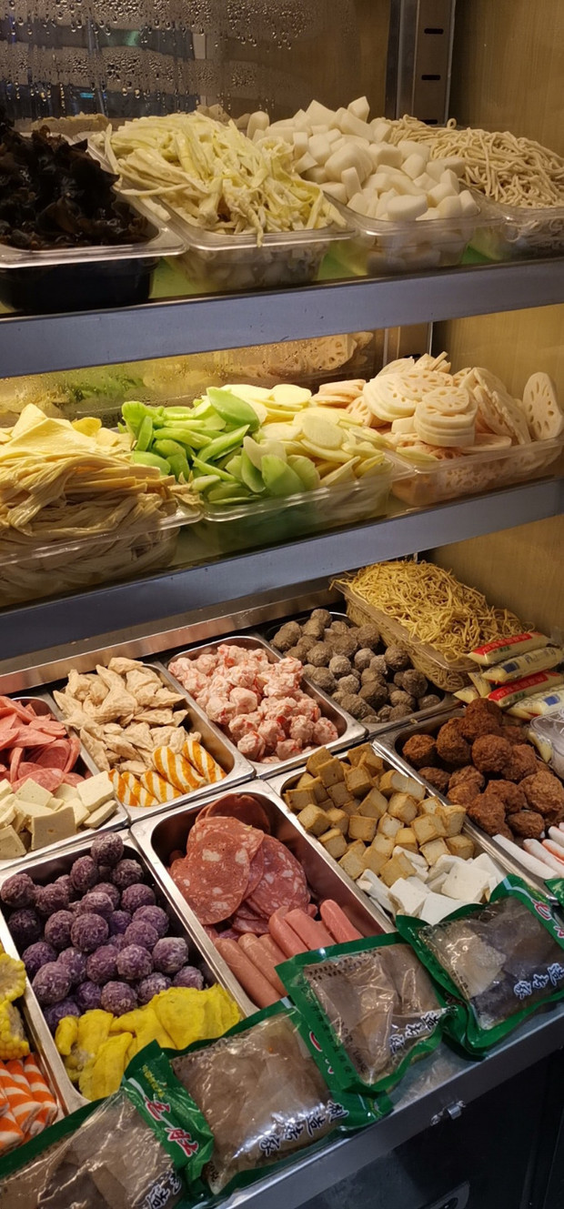 小张哥麻辣烫每天菜品都是最新鲜,追求品质,喜欢吗?