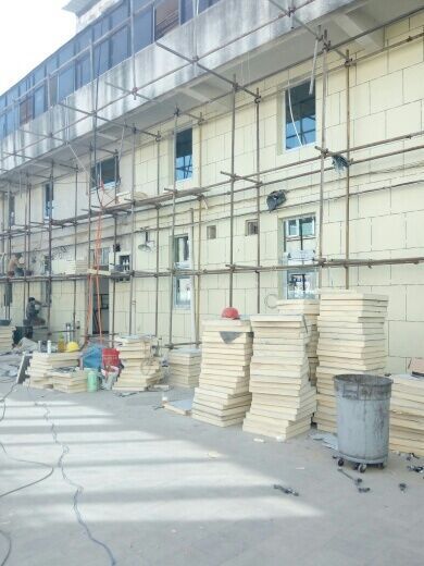 这是西藏用来外墙保温的是什么材料? 人工费多