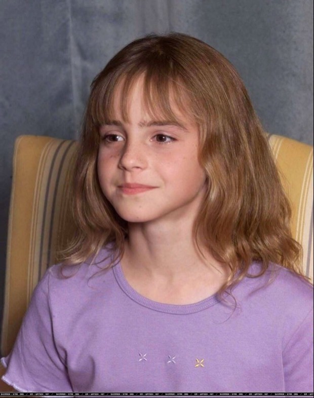 有谁能告诉我她是谁,详细的介绍一下我也不介意,谢谢!