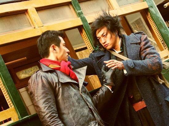 《风云雄霸天下》是1998年,电视剧第一部《风云:雄霸天下风云必胜》