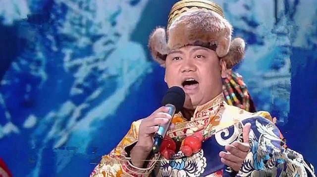 泽旺多吉激情演唱经典歌曲《天路》,天籁之音,动听醉人