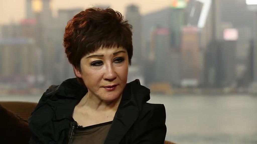 丁佩揭开李小龙死亡背后的谎言与真相 鲁豫有约老友记