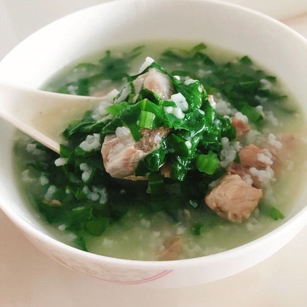 春菜排骨粥的潮汕做法