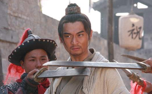 水浒传中拼命三郎是谁啊?