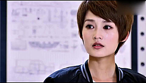 幸福归来 李沁在警察面前秀恩爱, 这样真的好吗