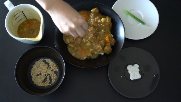 怎么用咖喱粉做咖喱饭?